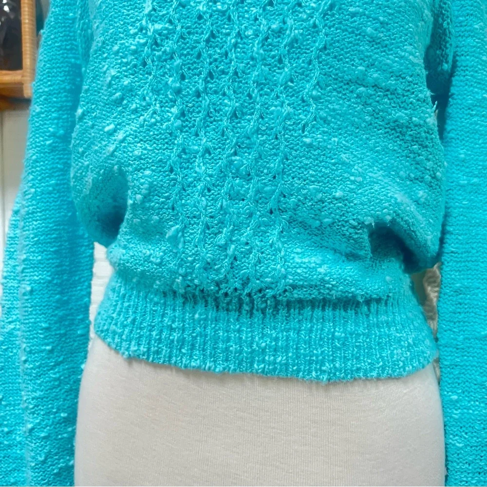 Vintage aqua/teal knit textured sweater with 3 button up neckline - Picture 5 of 10